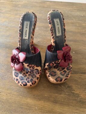Y2K Steve Madden Chunky Leopard Denim Leather Burgundy Flower Clog Wooden